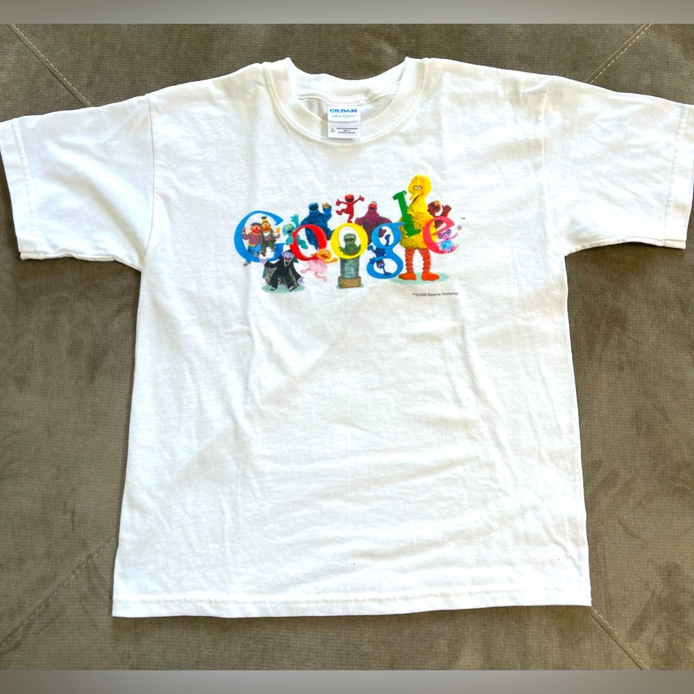 Google Sesame Street shirt size small